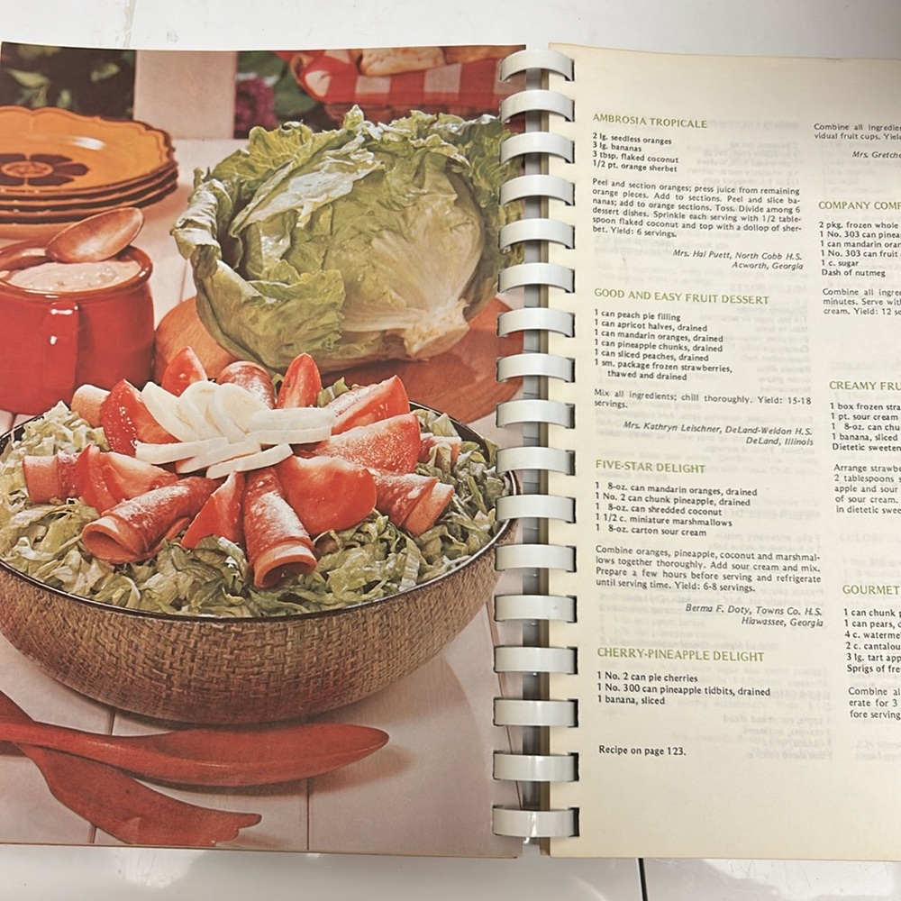 Favorite Recipes Cookbook - Picture 7 of 8